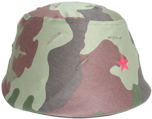 Couvre-casque MD89 avec étoile rouge. Couvre-casque MD89 avec étoile rouge.