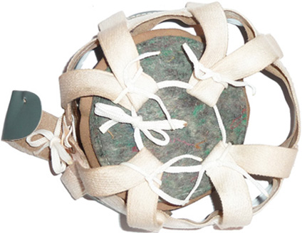 Détail montage fond de coiffe. Détail montage fond de coiffe.